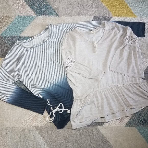 BUNDLE Mystree Striped Belle Sleeve Tops SMALL - Picture 1 of 9